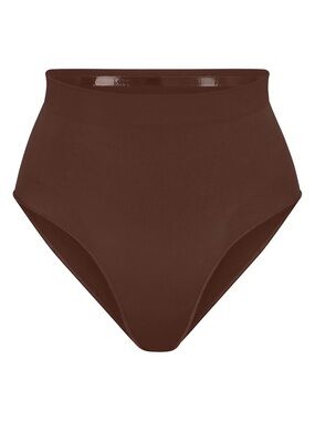 NWT SKIMS seamless sculpt mid waste brief cocoa